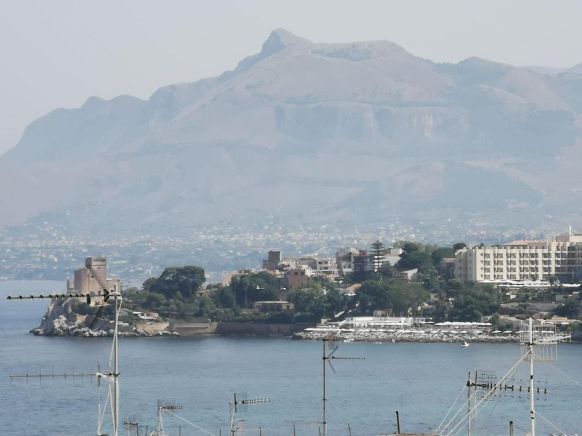 La Casetta Di Maria Διαμέρισμα Santa Flavia Εξωτερικό φωτογραφία