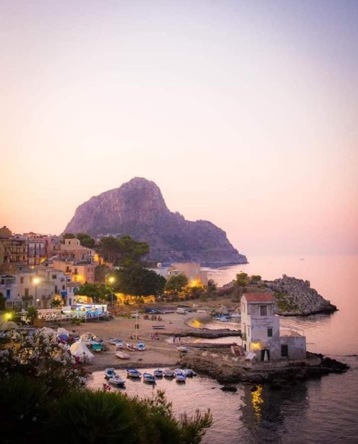 La Casetta Di Maria Διαμέρισμα Santa Flavia Εξωτερικό φωτογραφία